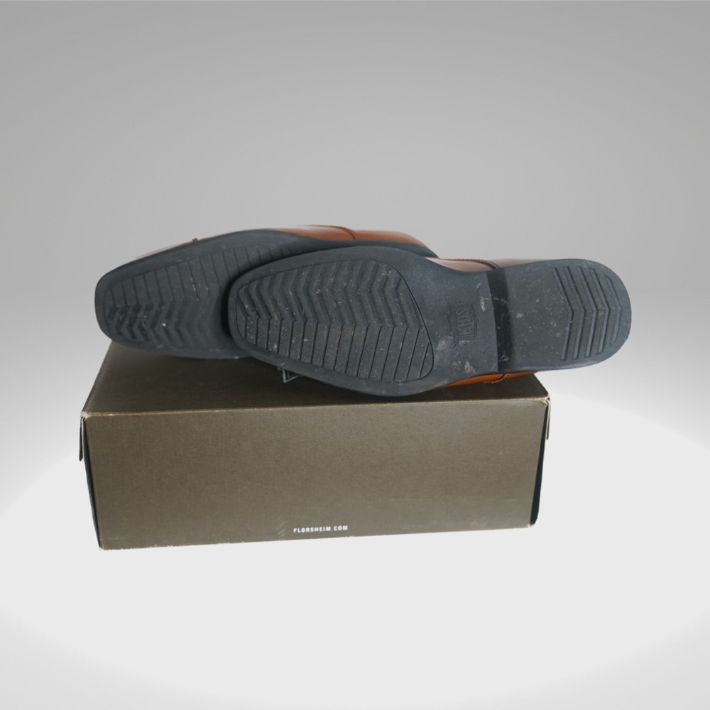 Florsheim shoe company, Boys formal shoes. - Picture 10 of 10